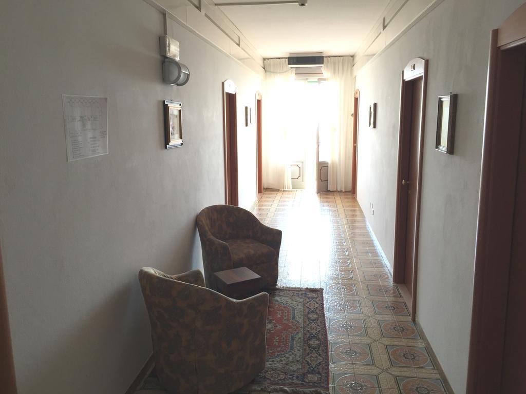 Hotel Villa Verde San Mauro Mare Exterior photo